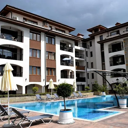 Luxury Beachfront Sea Club Sarafovo アパート ブルガス