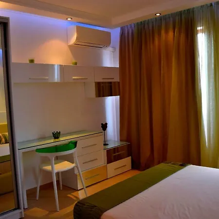 Luxury Beachfront Sea Club Sarafovo アパート